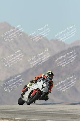 media/Oct-02-2025-Racers Edge (Thu) [[2c91cb6ab3]]/3-B Group/Session 4-Turn 9 (120pm)/